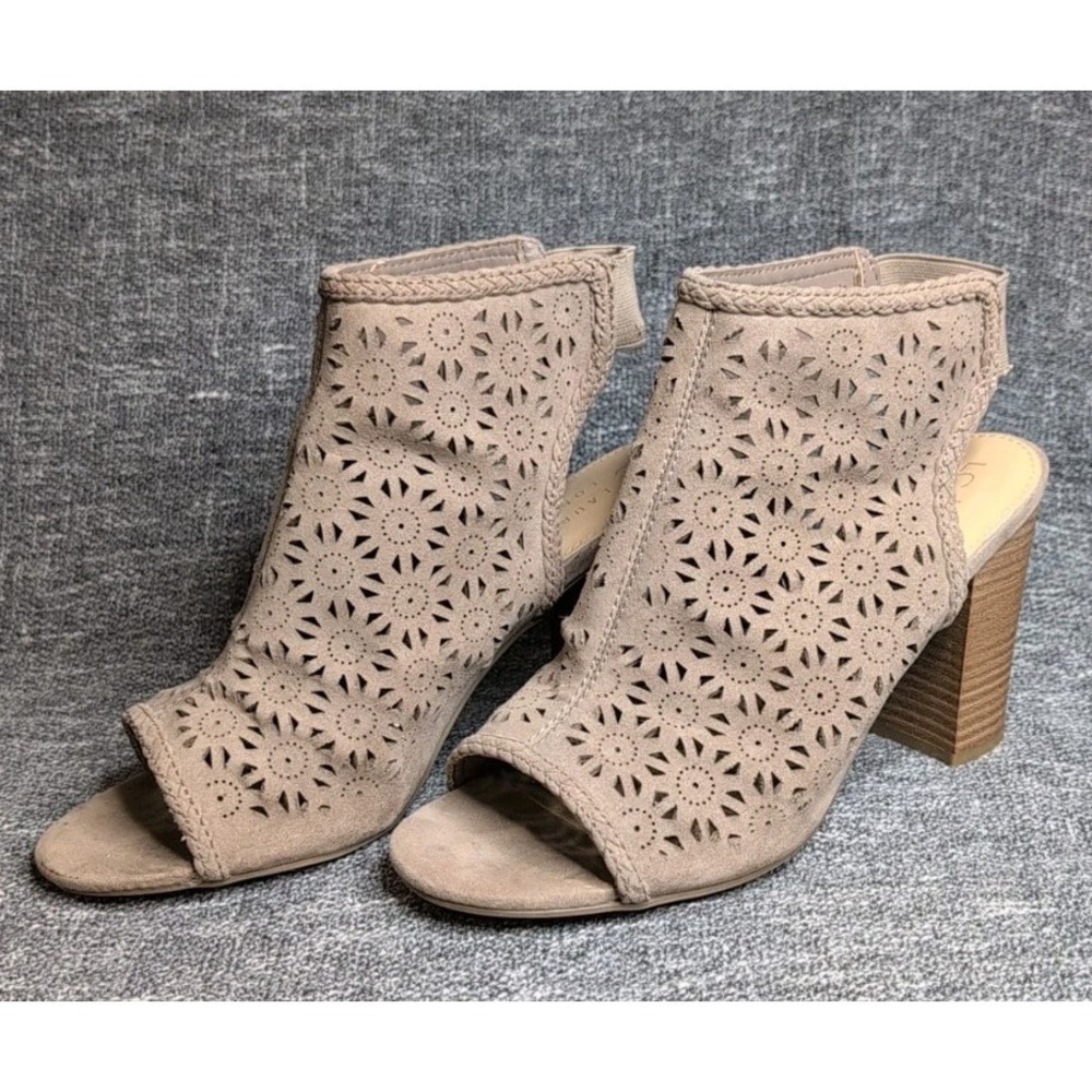 LC Lauren Conrad Statice Ankle Boots Womens 9 Taupe Good Cutout Block Heel Peep